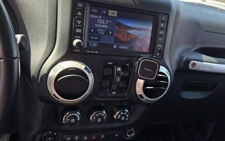 Jeep Wrangler, 2016 год, 5 100 000 рублей, 13 фотография