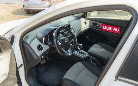 Chevrolet Cruze II, 2011 год, 455 000 рублей, 7 фотография