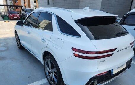 Genesis GV70, 2022 год, 3 600 000 рублей, 9 фотография