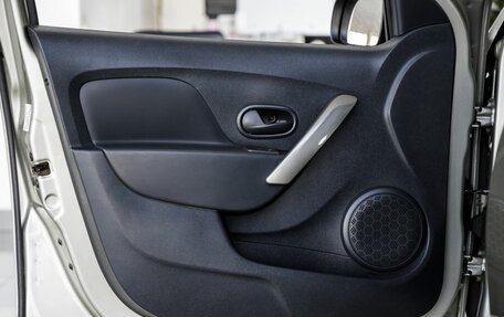 Renault Sandero II рестайлинг, 2018 год, 1 218 000 рублей, 13 фотография