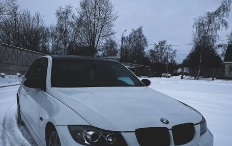 BMW 3 серия, 2007 год, 800 000 рублей, 3 фотография