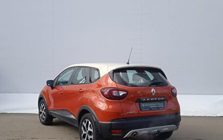 Renault Kaptur I рестайлинг, 2016 год, 1 370 000 рублей, 6 фотография