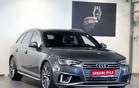 Audi A4, 2019 год, 2 990 000 рублей, 3 фотография