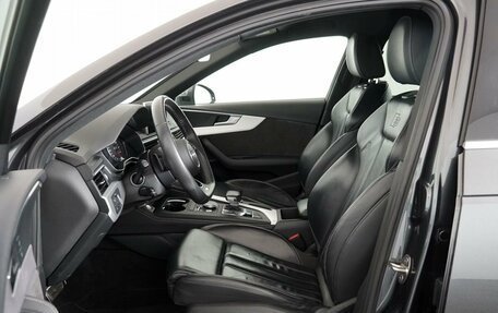 Audi A4, 2019 год, 2 990 000 рублей, 11 фотография