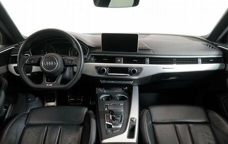 Audi A4, 2019 год, 2 990 000 рублей, 15 фотография