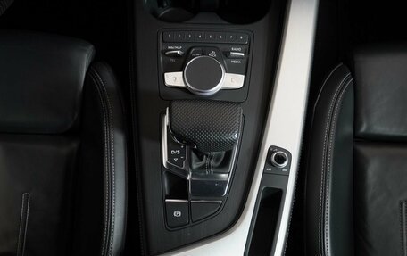 Audi A4, 2019 год, 2 990 000 рублей, 23 фотография