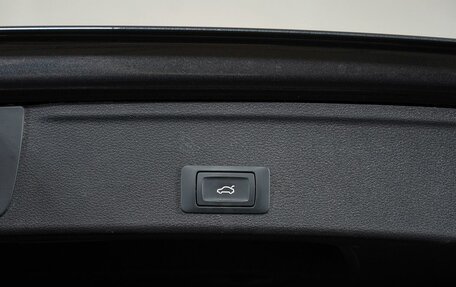 Audi A4, 2019 год, 2 990 000 рублей, 32 фотография