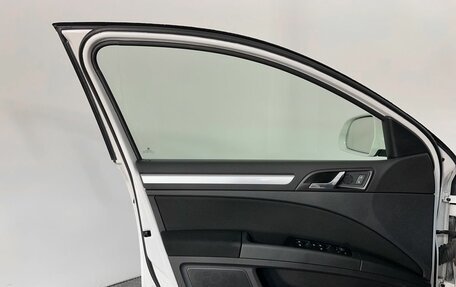 Skoda Superb III рестайлинг, 2013 год, 949 000 рублей, 11 фотография