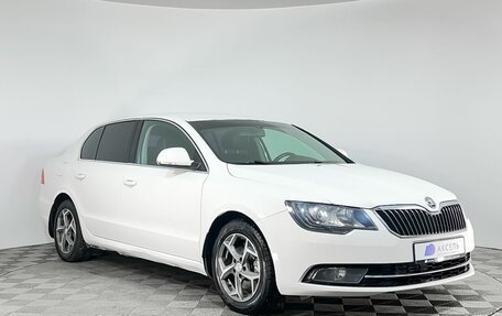 Skoda Superb III рестайлинг, 2013 год, 949 000 рублей, 3 фотография
