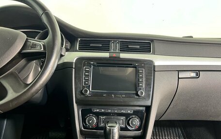 Skoda Superb III рестайлинг, 2013 год, 949 000 рублей, 19 фотография