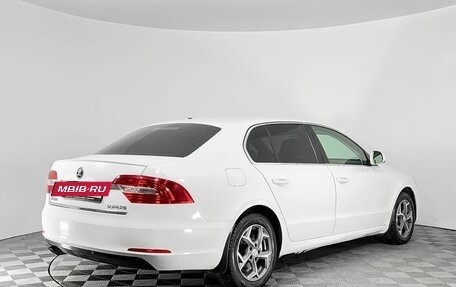 Skoda Superb III рестайлинг, 2013 год, 949 000 рублей, 5 фотография