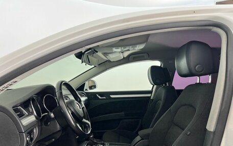 Skoda Superb III рестайлинг, 2013 год, 949 000 рублей, 15 фотография