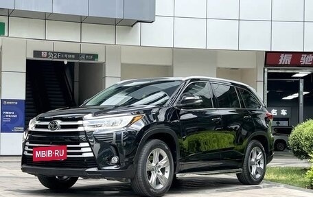 Toyota Highlander III, 2021 год, 2 920 000 рублей, 3 фотография