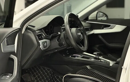 Audi A4, 2021 год, 2 650 525 рублей, 7 фотография