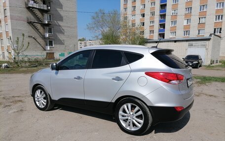 Hyundai ix35 I рестайлинг, 2011 год, 1 220 000 рублей, 4 фотография