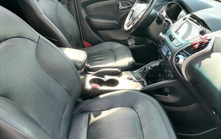 Hyundai ix35 I рестайлинг, 2011 год, 1 220 000 рублей, 21 фотография