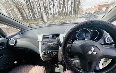 Mitsubishi Colt VI рестайлинг, 2002 год, 370 000 рублей, 8 фотография