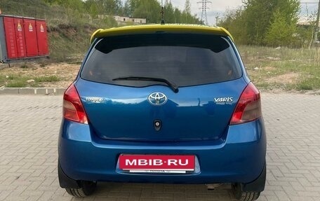 Toyota Yaris III рестайлинг, 2007 год, 638 000 рублей, 7 фотография