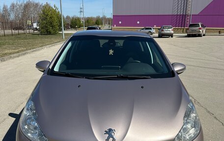 Peugeot 208 II, 2013 год, 780 000 рублей, 2 фотография