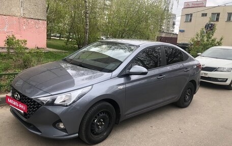 Hyundai Solaris II рестайлинг, 2020 год, 1 650 000 рублей, 2 фотография