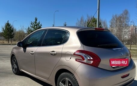 Peugeot 208 II, 2013 год, 780 000 рублей, 10 фотография