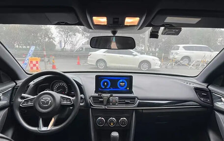 Mazda CX-4, 2021 год, 1 800 000 рублей, 7 фотография