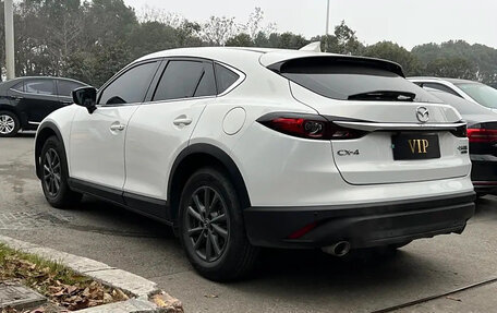 Mazda CX-4, 2021 год, 1 800 000 рублей, 10 фотография