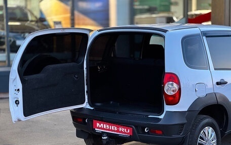 Chevrolet Niva I рестайлинг, 2019 год, 790 000 рублей, 4 фотография