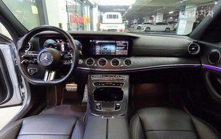 Mercedes-Benz E-Класс, 2020 год, 3 560 000 рублей, 8 фотография