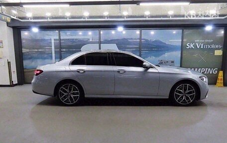 Mercedes-Benz E-Класс, 2020 год, 3 560 000 рублей, 3 фотография