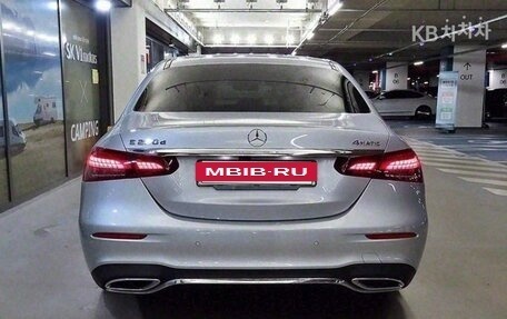 Mercedes-Benz E-Класс, 2020 год, 3 560 000 рублей, 5 фотография