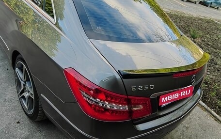 Mercedes-Benz E-Класс, 2012 год, 1 950 000 рублей, 38 фотография