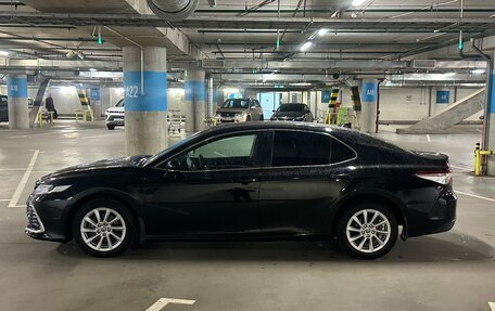 Toyota Camry, 2021 год, 2 330 000 рублей, 4 фотография