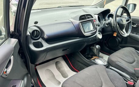 Honda Fit III, 2010 год, 909 000 рублей, 12 фотография