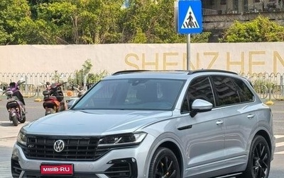 Volkswagen Touareg III, 2019 год, 3 600 000 рублей, 1 фотография