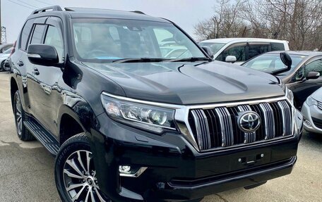 Toyota Land Cruiser Prado 150 рестайлинг 2, 2019 год, 4 750 000 рублей, 1 фотография