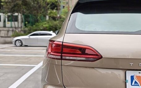 Volkswagen Touareg III, 2019 год, 3 750 000 рублей, 5 фотография