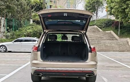 Volkswagen Touareg III, 2019 год, 3 750 000 рублей, 30 фотография