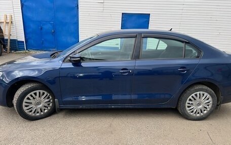 Volkswagen Jetta VI, 2012 год, 1 100 000 рублей, 2 фотография