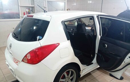 Nissan Tiida, 2004 год, 550 000 рублей, 10 фотография