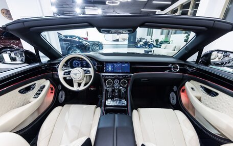 Bentley Continental GT III, 2022 год, 40 000 000 рублей, 4 фотография