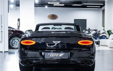 Bentley Continental GT III, 2022 год, 40 000 000 рублей, 15 фотография