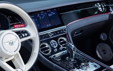 Bentley Continental GT III, 2022 год, 40 000 000 рублей, 29 фотография