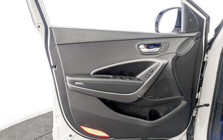 Hyundai Santa Fe III рестайлинг, 2015 год, 2 395 000 рублей, 19 фотография