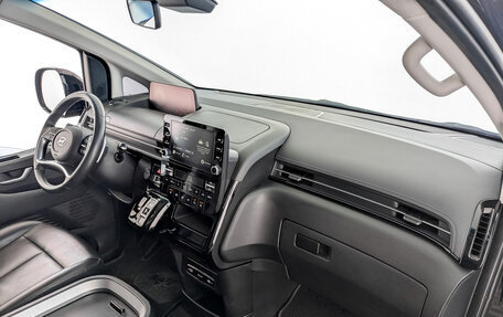 Hyundai Staria, 2023 год, 5 995 000 рублей, 11 фотография