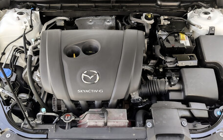 Mazda CX-4, 2023 год, 3 050 000 рублей, 9 фотография