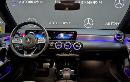 Mercedes-Benz CLA, 2019 год, 3 100 000 рублей, 14 фотография