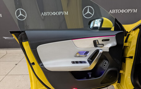Mercedes-Benz CLA, 2019 год, 3 100 000 рублей, 19 фотография
