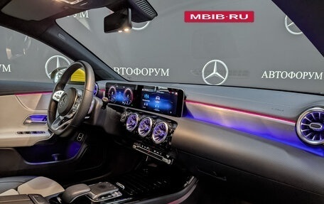 Mercedes-Benz CLA, 2019 год, 3 100 000 рублей, 13 фотография