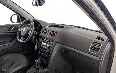 Skoda Yeti I рестайлинг, 2018 год, 1 800 000 рублей, 13 фотография
